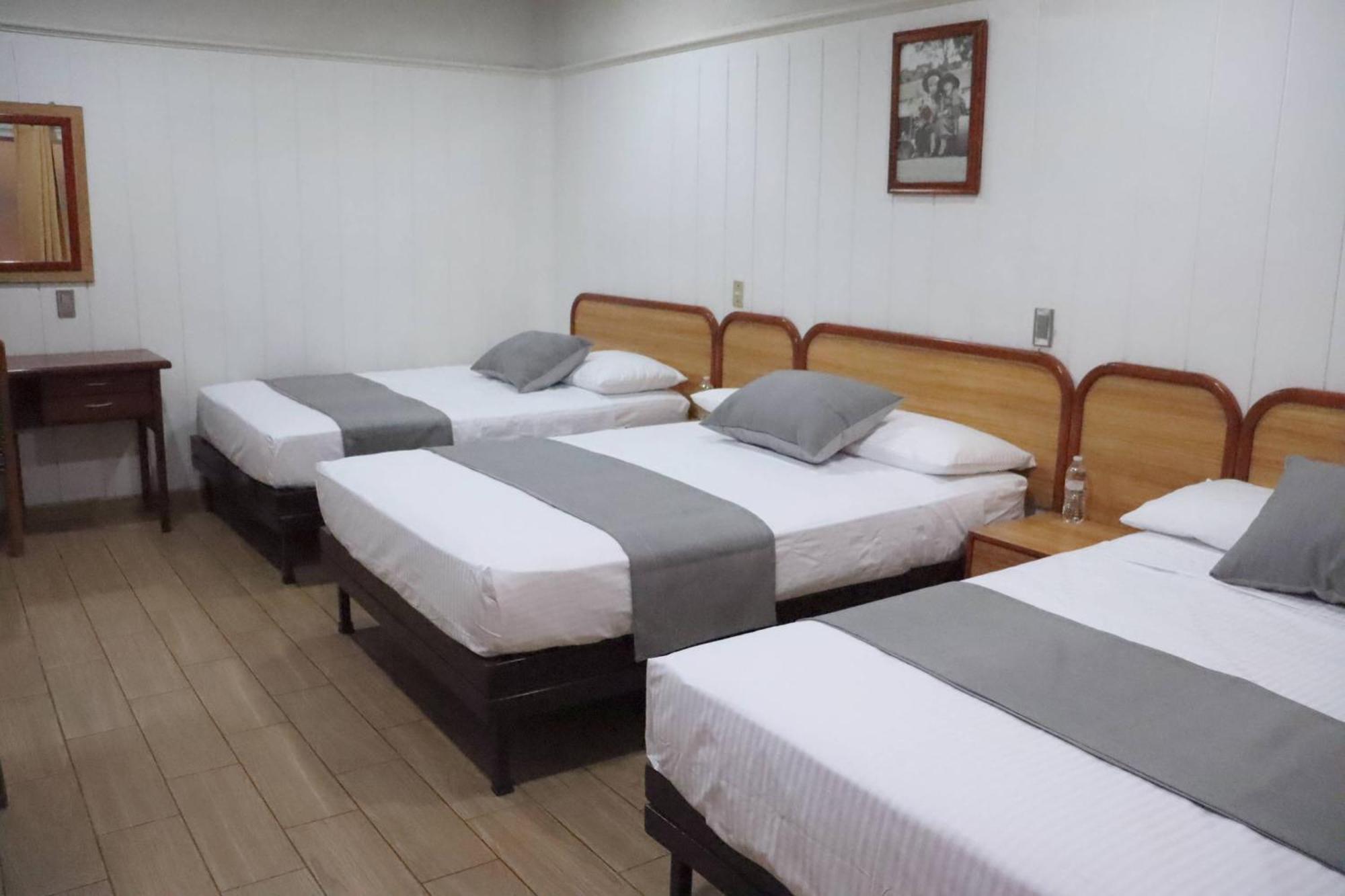 Hotel Riviera 2*
